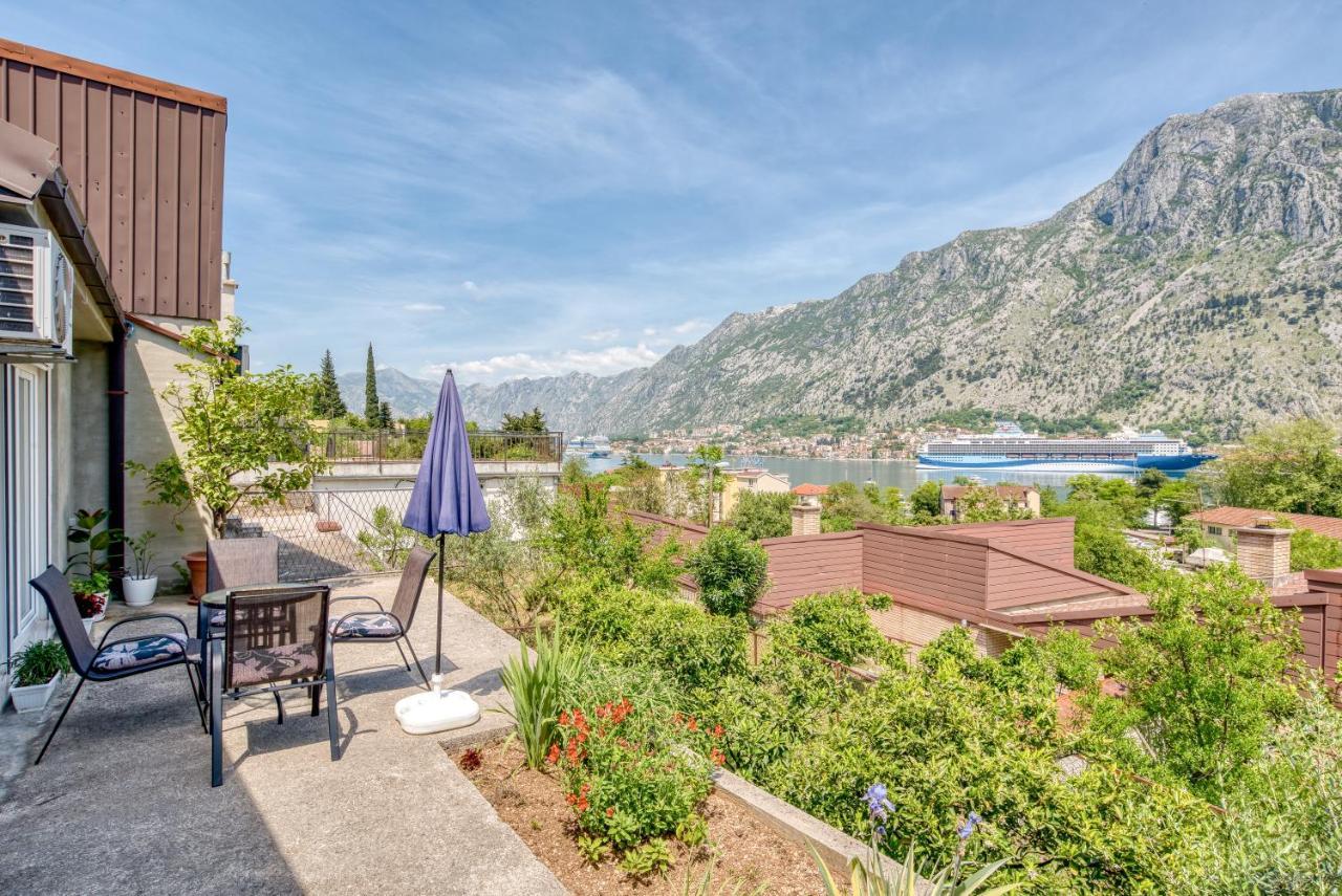 Milas Apartment Kotor Exterior foto